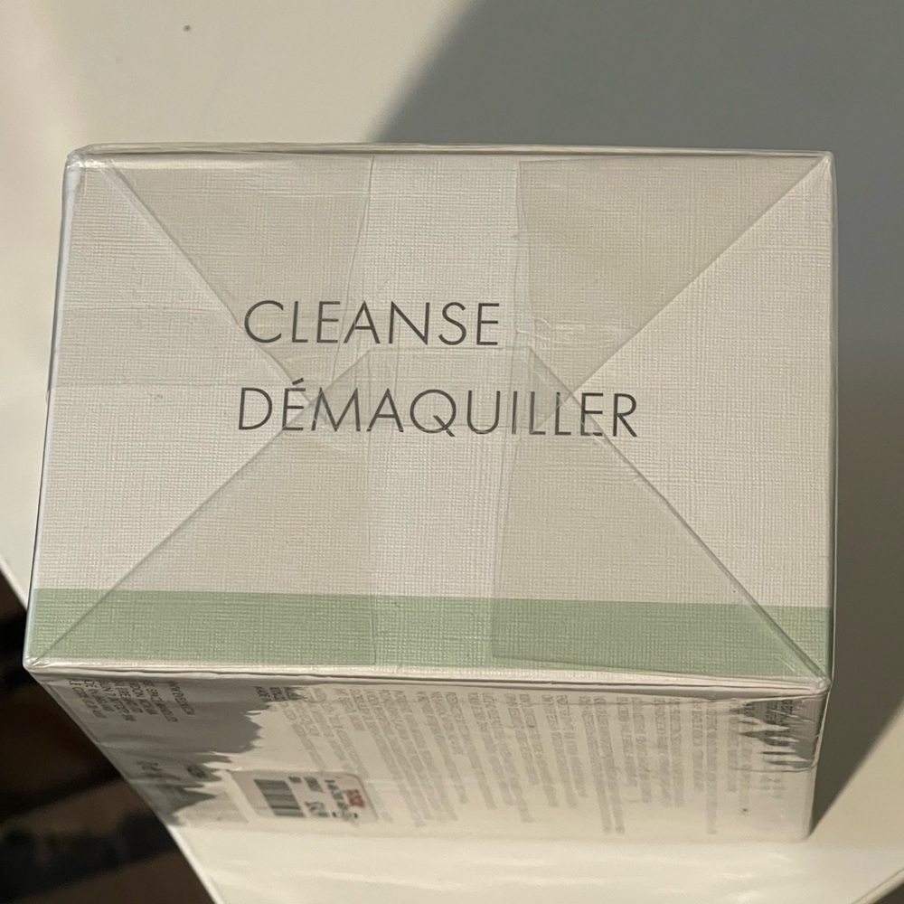 Bestselling Cult Classic Eve Lom Luxury Cleanser 200 ml (no cloth) - Picture 5 of 5